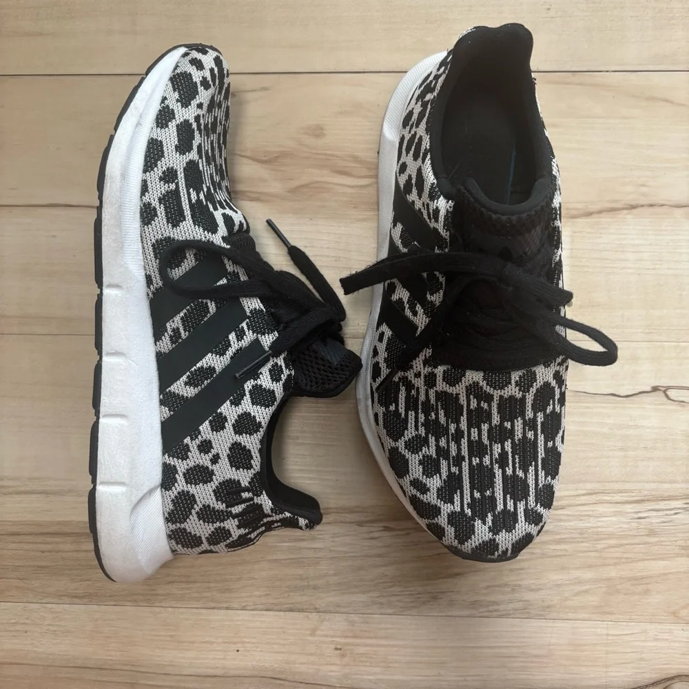 Adidas Women’s 6.5 Leopard Running Shoes. Swift. So cute